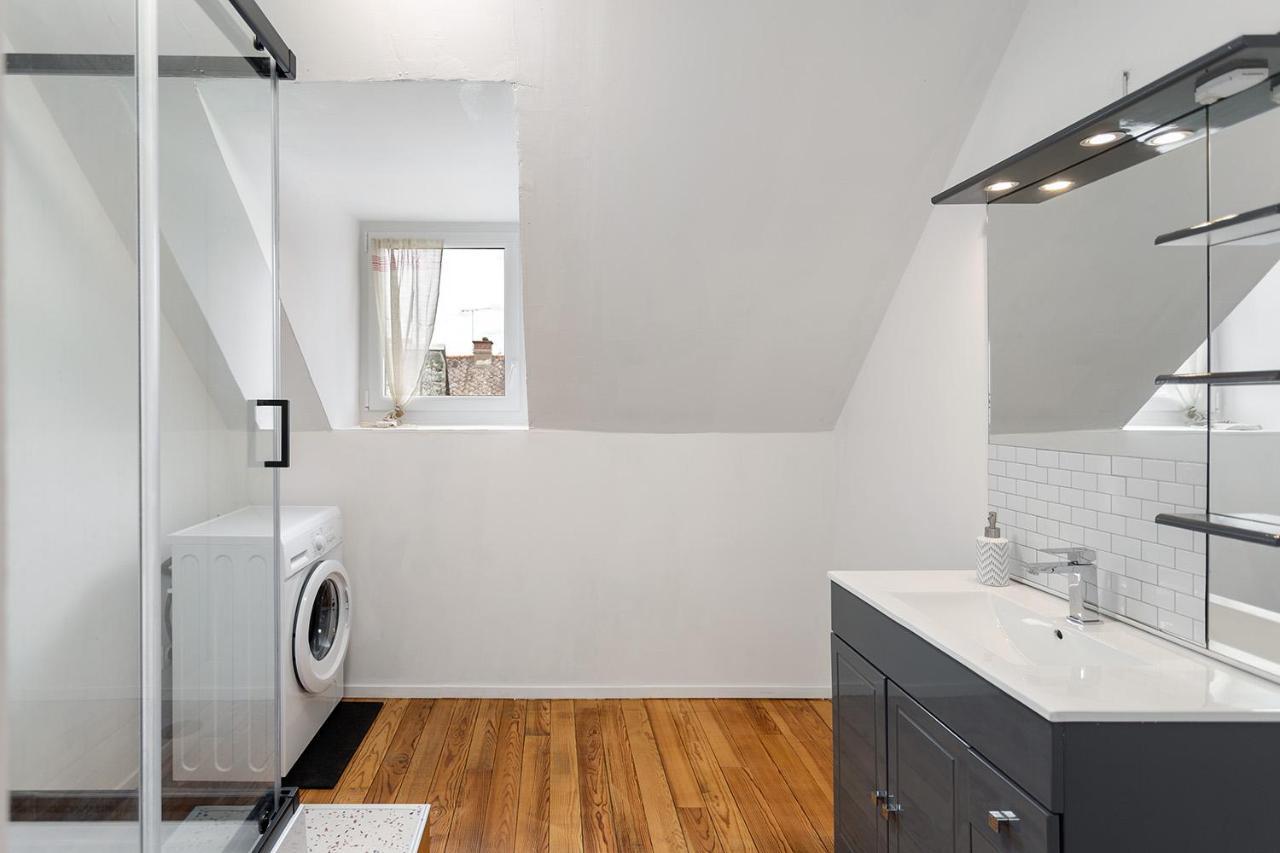 L'Escale De La Baie ! Apartment Понторсон Екстериор снимка