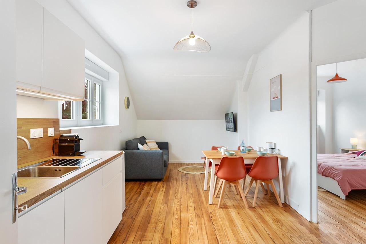 L'Escale De La Baie ! Apartment Понторсон Екстериор снимка