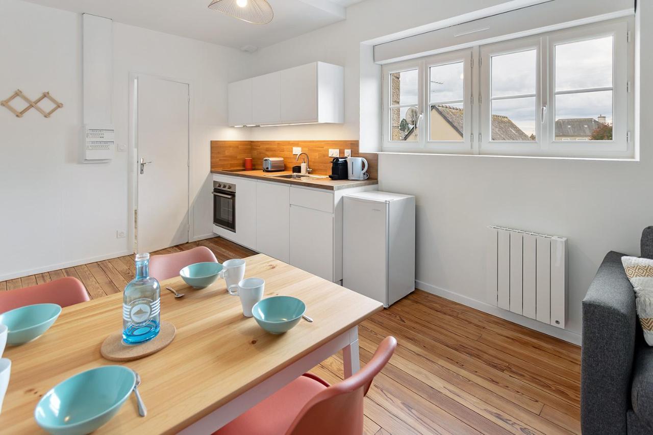 L'Escale De La Baie ! Apartment Понторсон Екстериор снимка